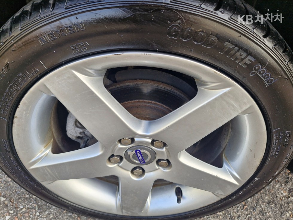 2011 - volvo c30
