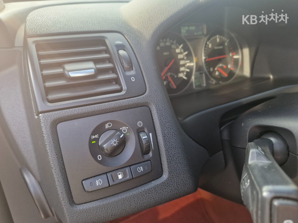 2011 - volvo c30