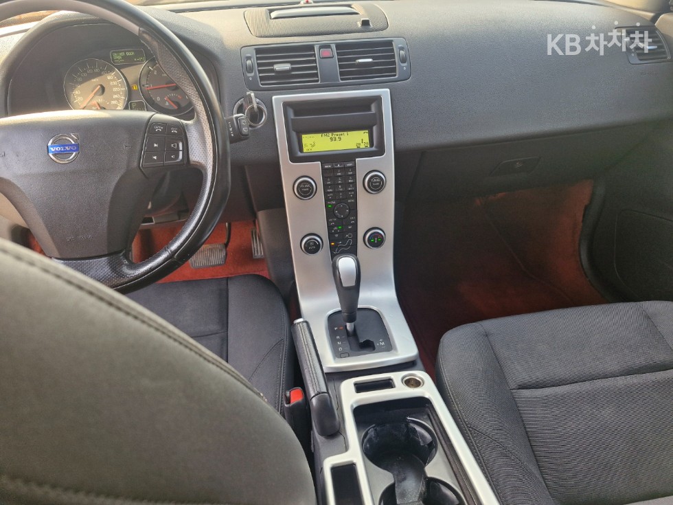 2011 - volvo c30