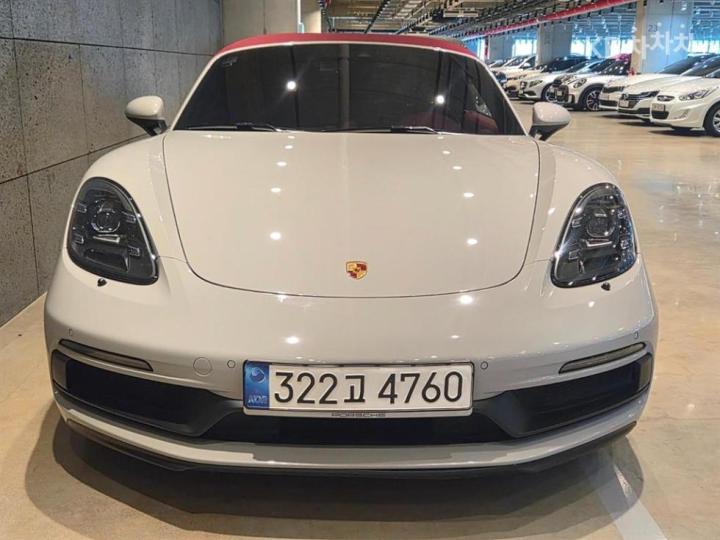 Porsche Boxster 4.0 GTS 3