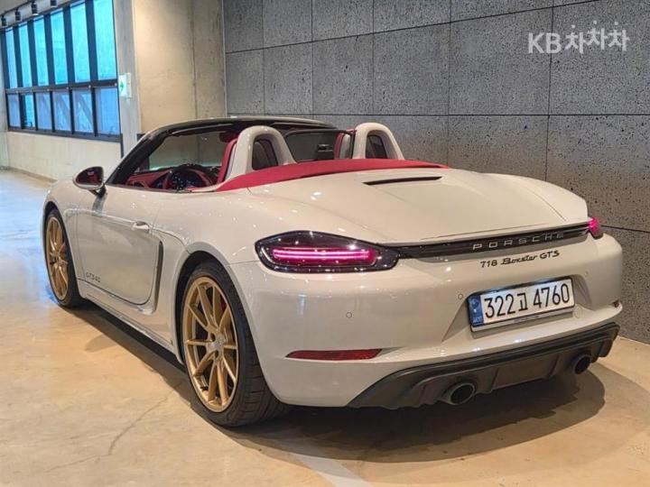 Porsche Boxster 4.0 GTS 4