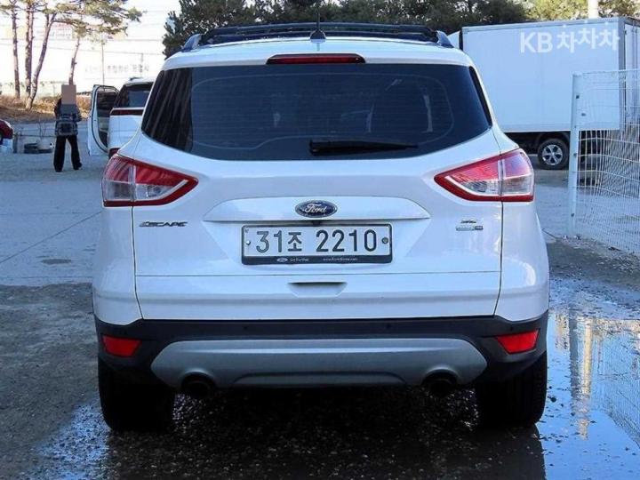 Ford Escape 2.0 5