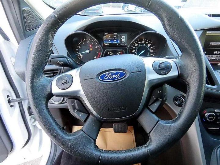 Ford Escape 2.0 9