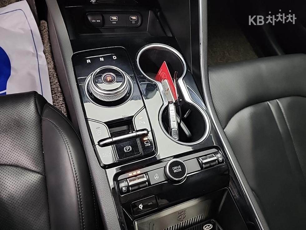2021 - kia k5