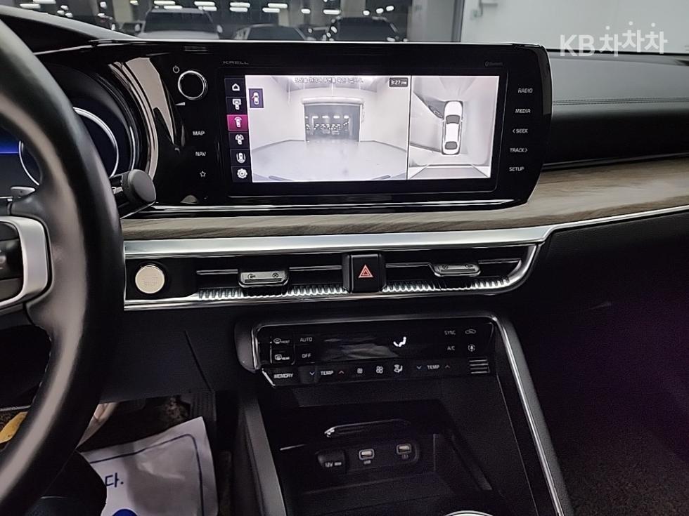 2021 - kia k5