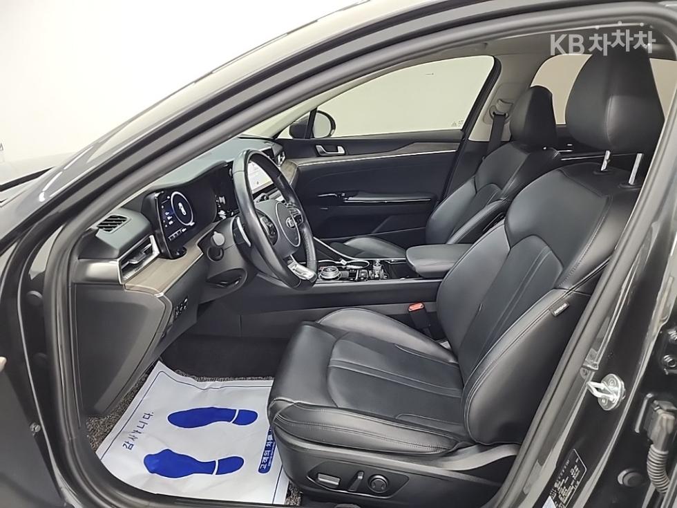 2021 - kia k5