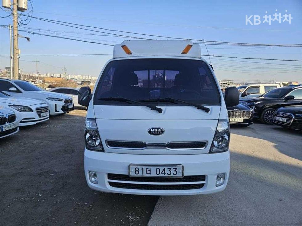 2017 - kia bongo iii