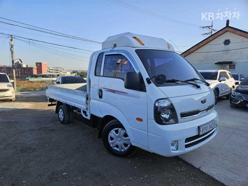 2017 - kia bongo iii