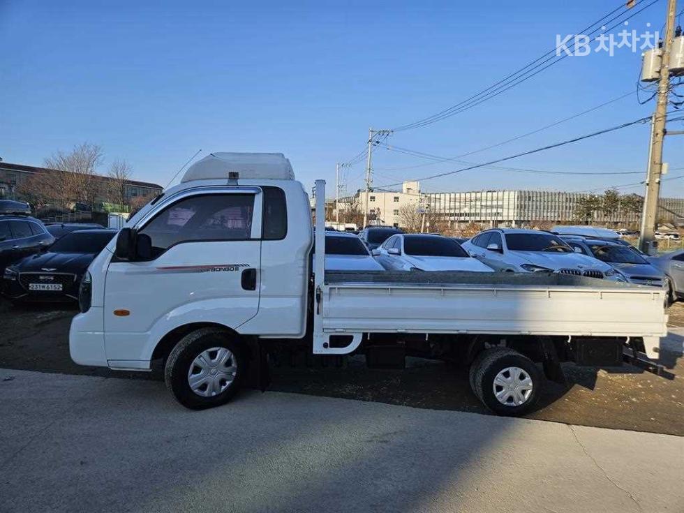 2017 - kia bongo iii