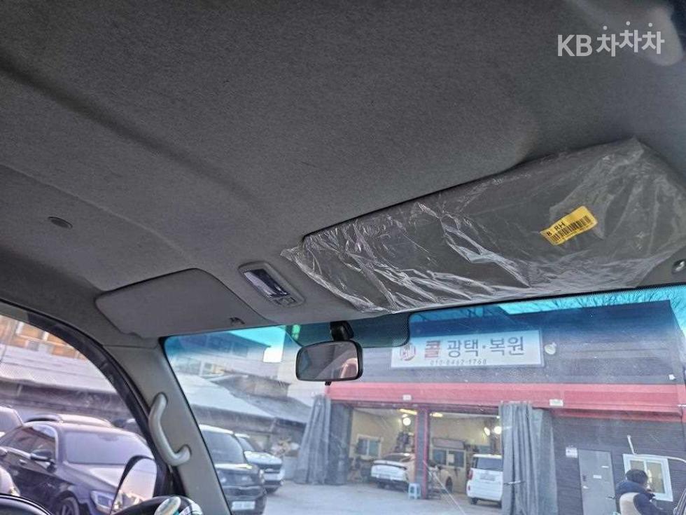 2017 - kia bongo iii