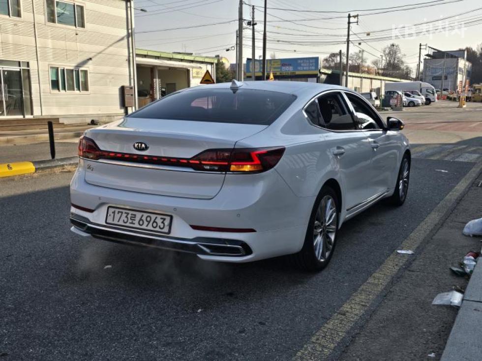 2020 - kia k7