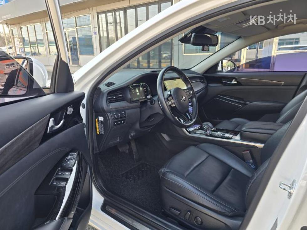 2020 - kia k7