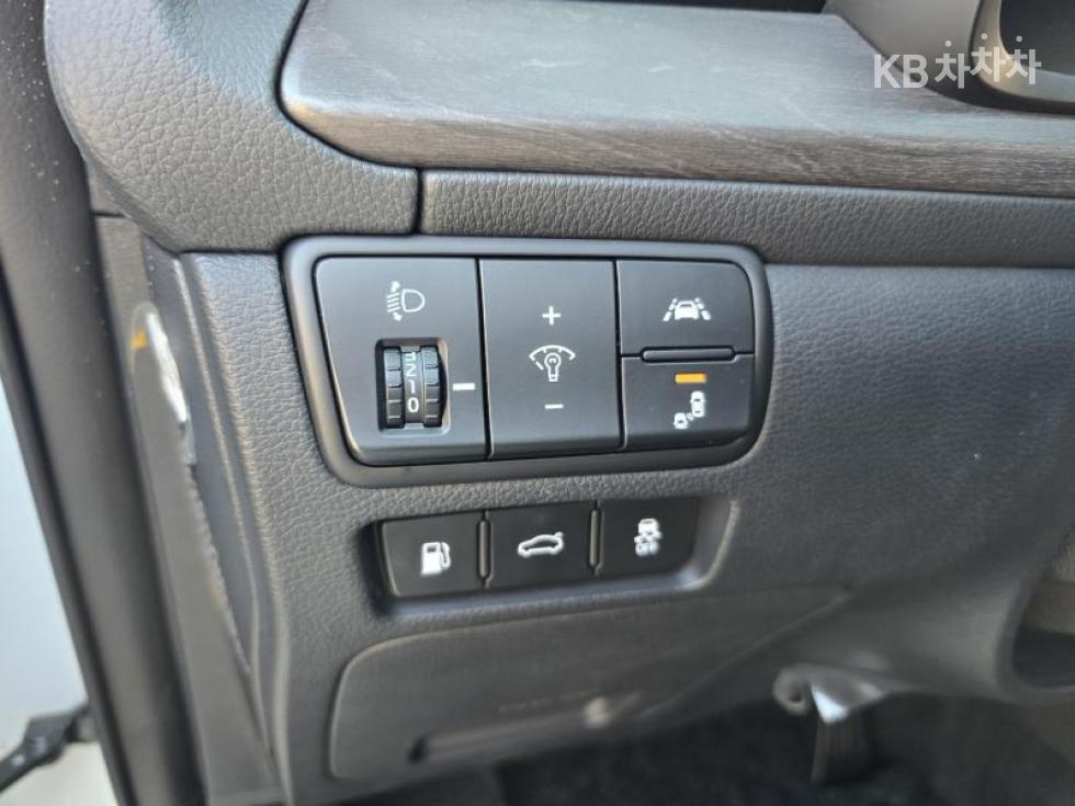 2020 - kia k7
