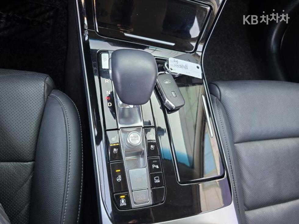 2020 - kia k7