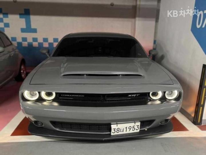 Dodge Challenger 5.7 R/ T 2
