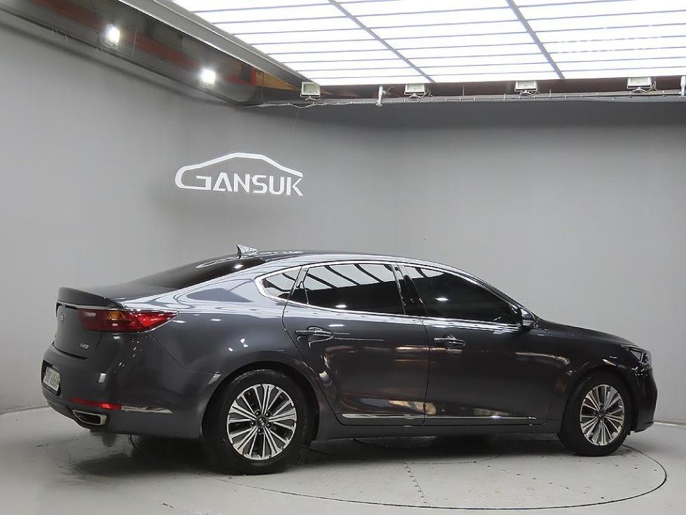 2018 - kia k7
