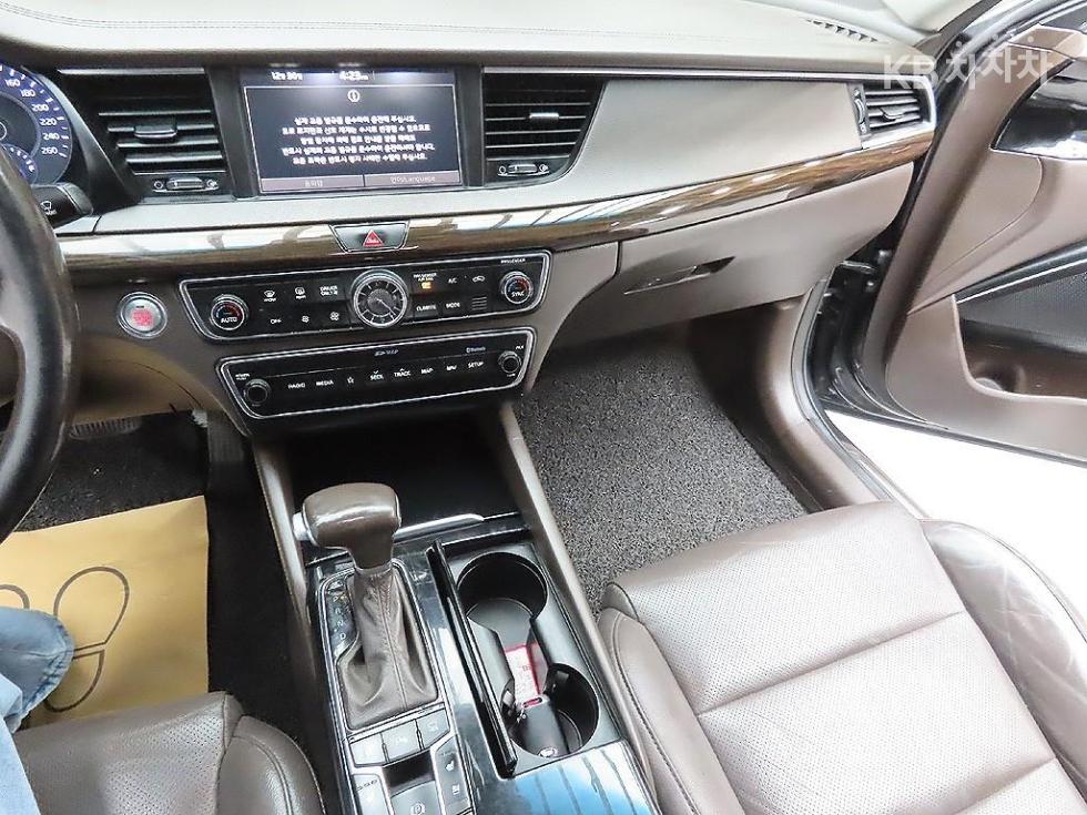 2018 - kia k7