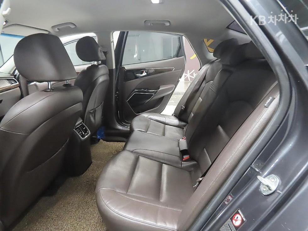 2018 - kia k7