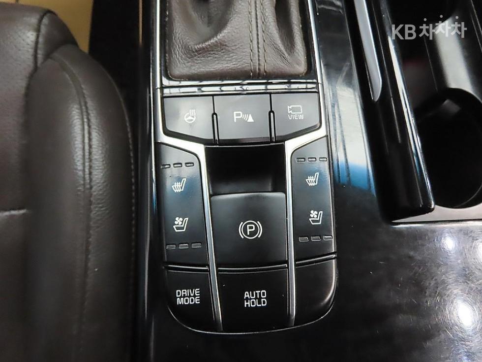 2018 - kia k7
