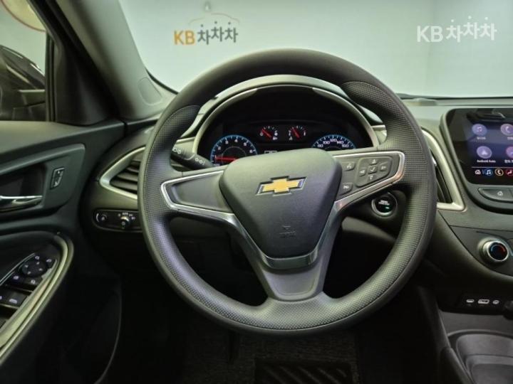 Chevrolet Malibu 1.3 Turbo LS 10