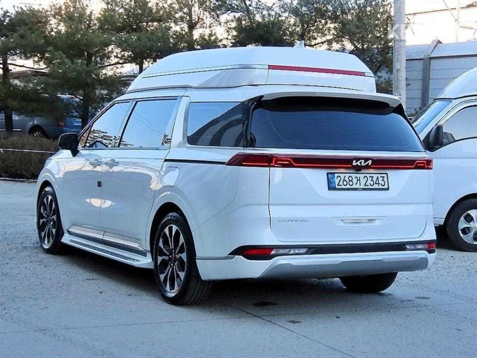 2022 - kia carnival
