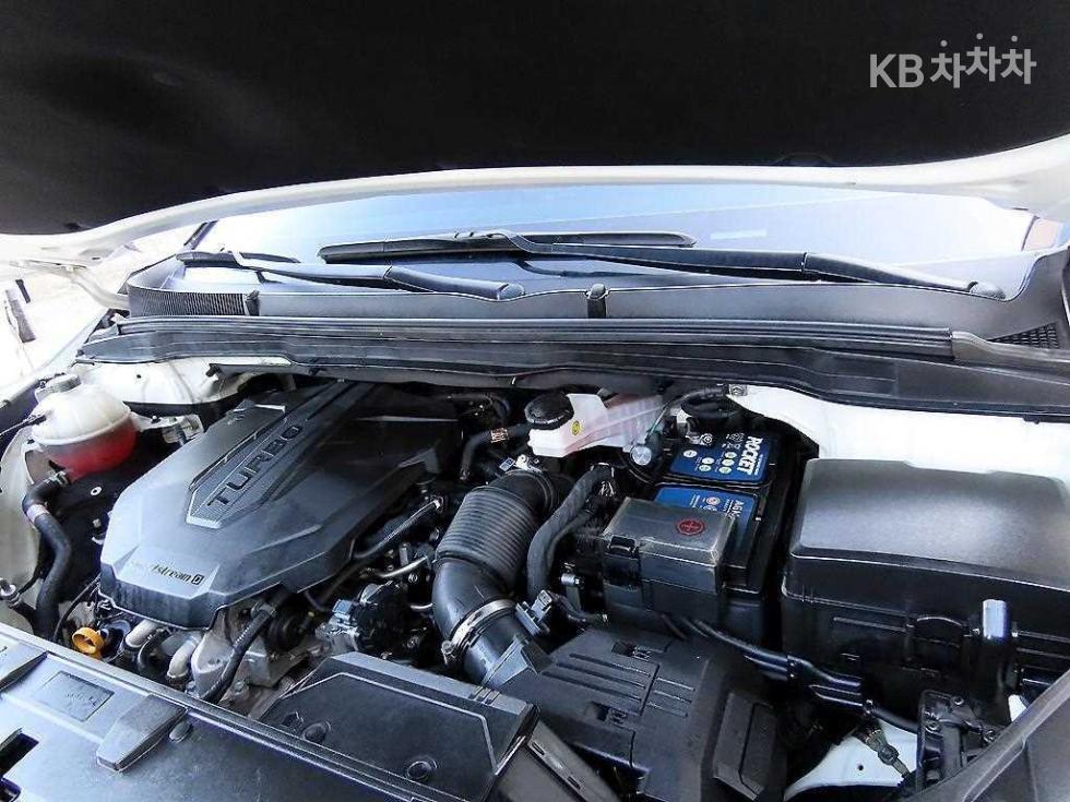 2022 - kia carnival