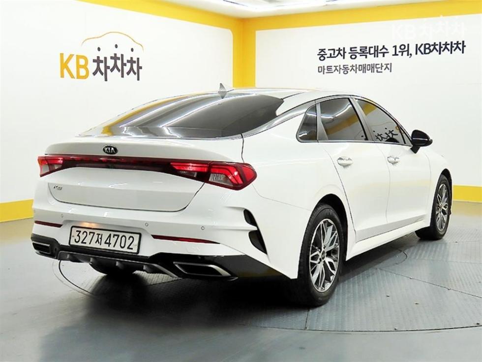 2021 - kia k5
