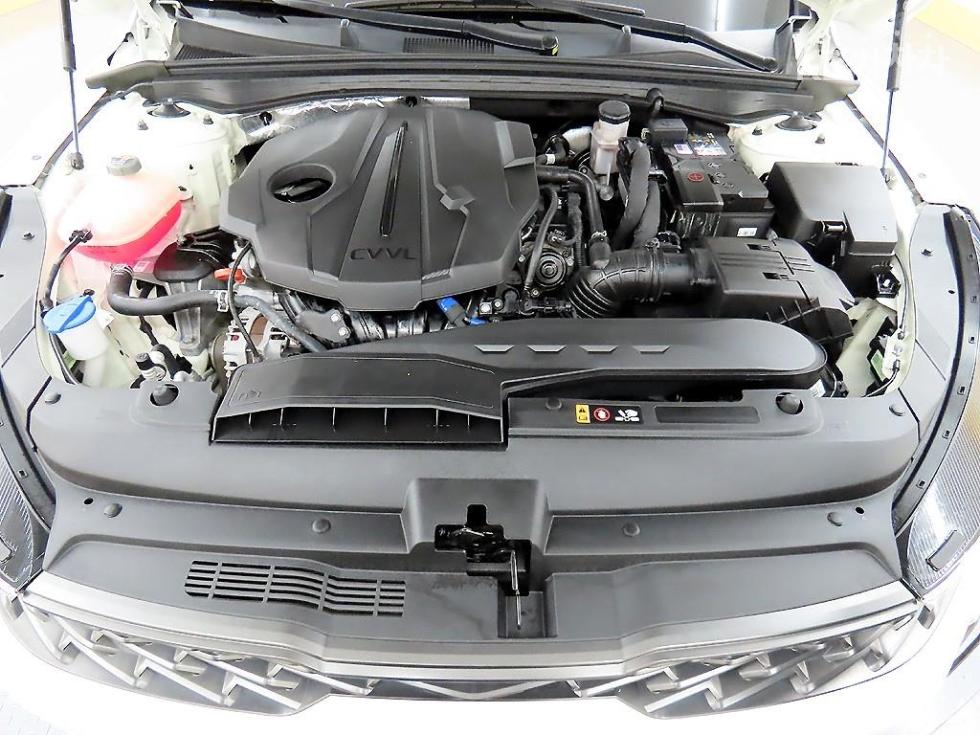 2021 - kia k5