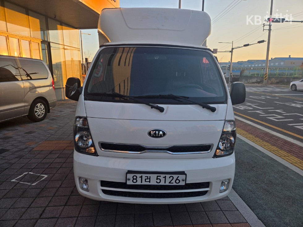 2018 - kia bongo iii