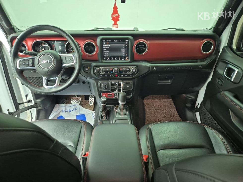 2023 - jeep wrangler