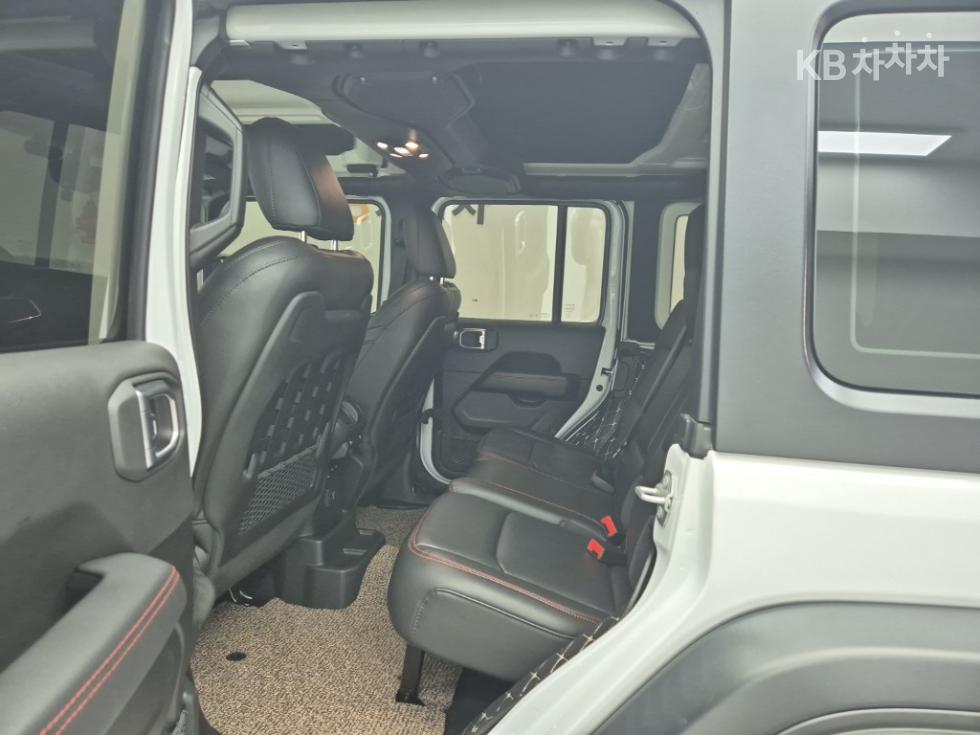 2023 - jeep wrangler