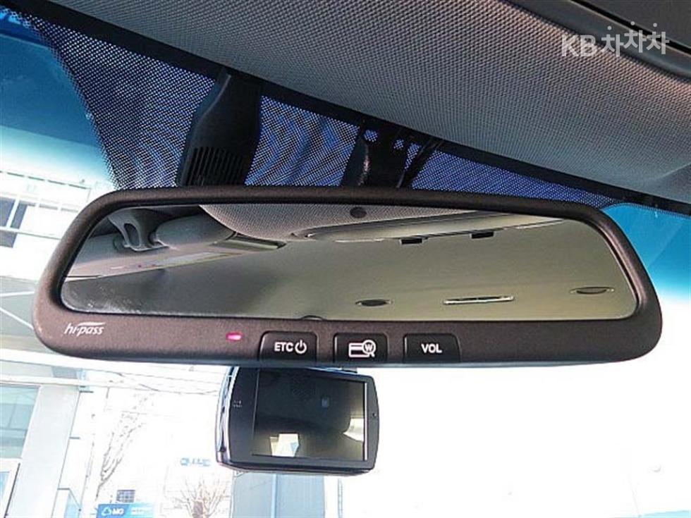 2017 - kia carnival