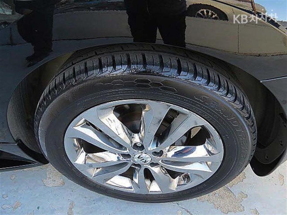 2017 - kia carnival