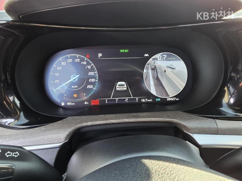 2023 - kia k5