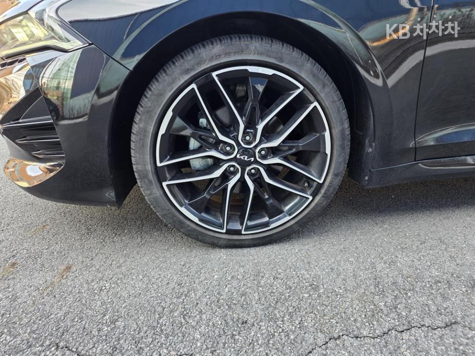 2023 - kia k5