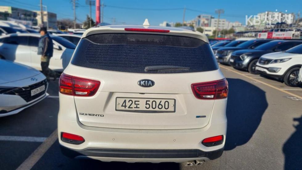 2020 - kia sorento