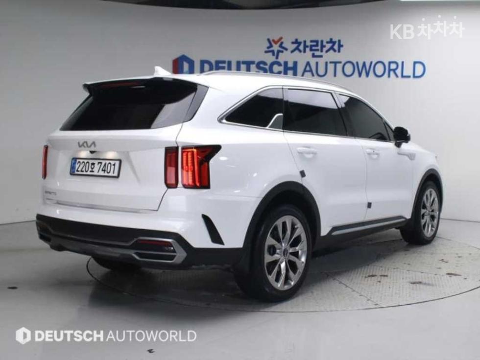 2023 - kia sorento