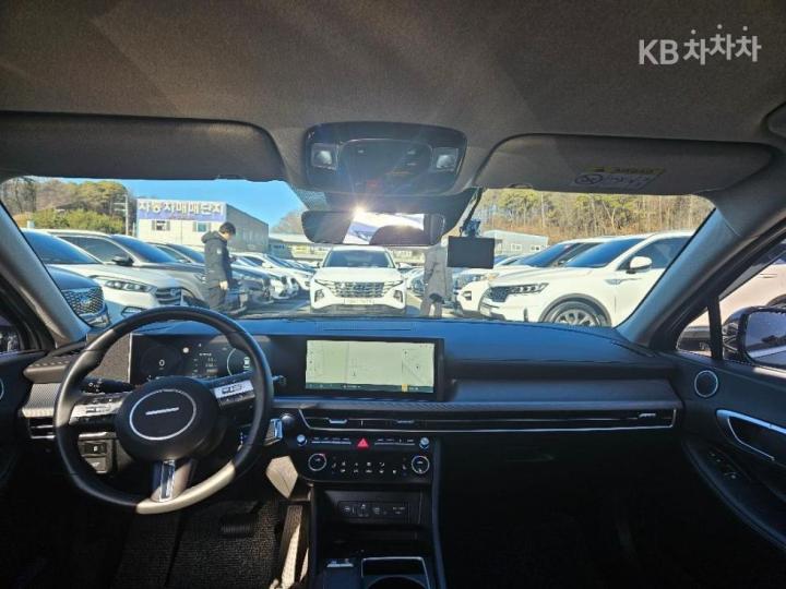 Hyundai Sonata The Edge DN8 1.6 Turbo Exclusive 6