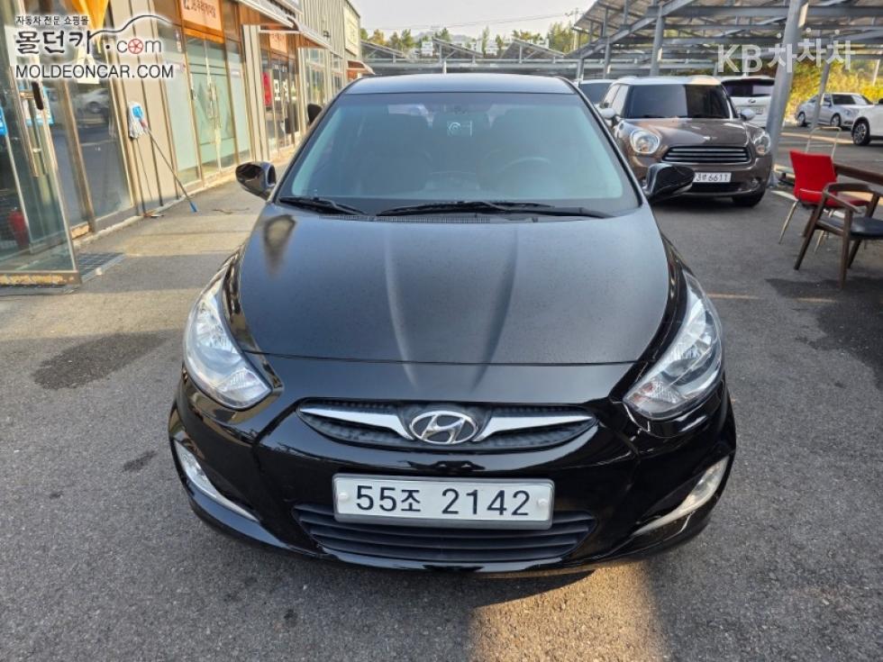 2011 hyundai accent