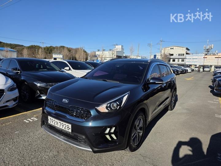 Kia Niro 1.6 HEV Prestige 3