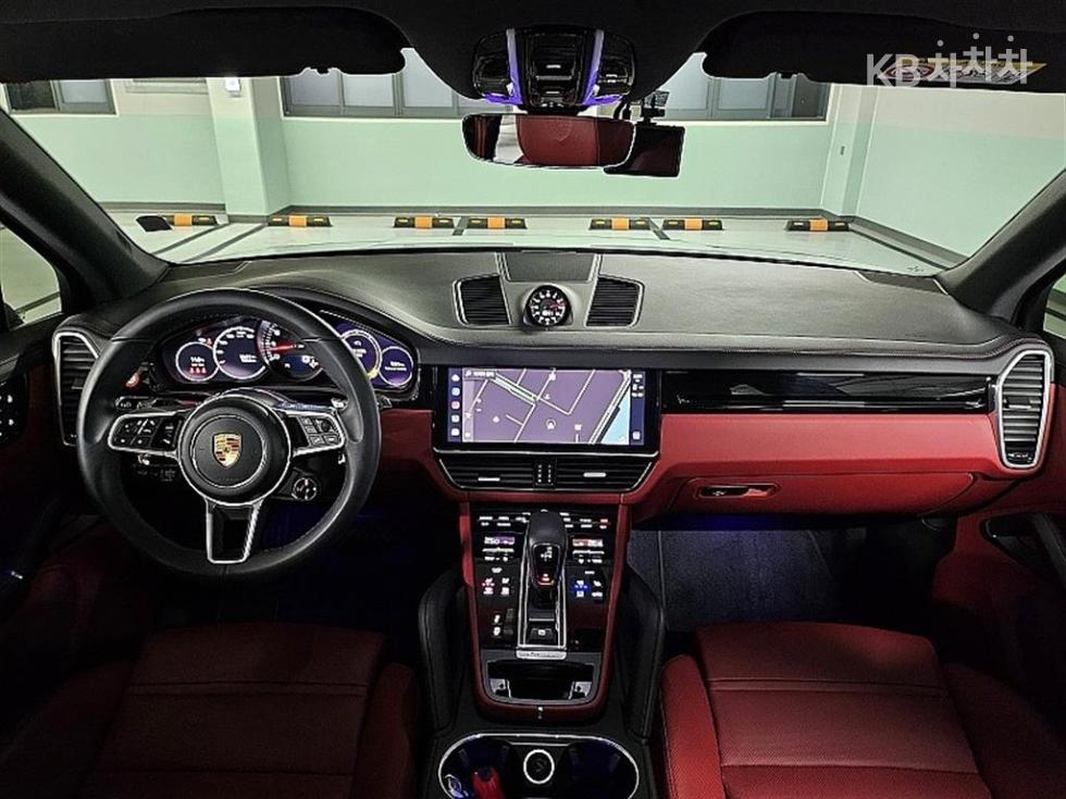2023 Porsche (9Y0) photo
