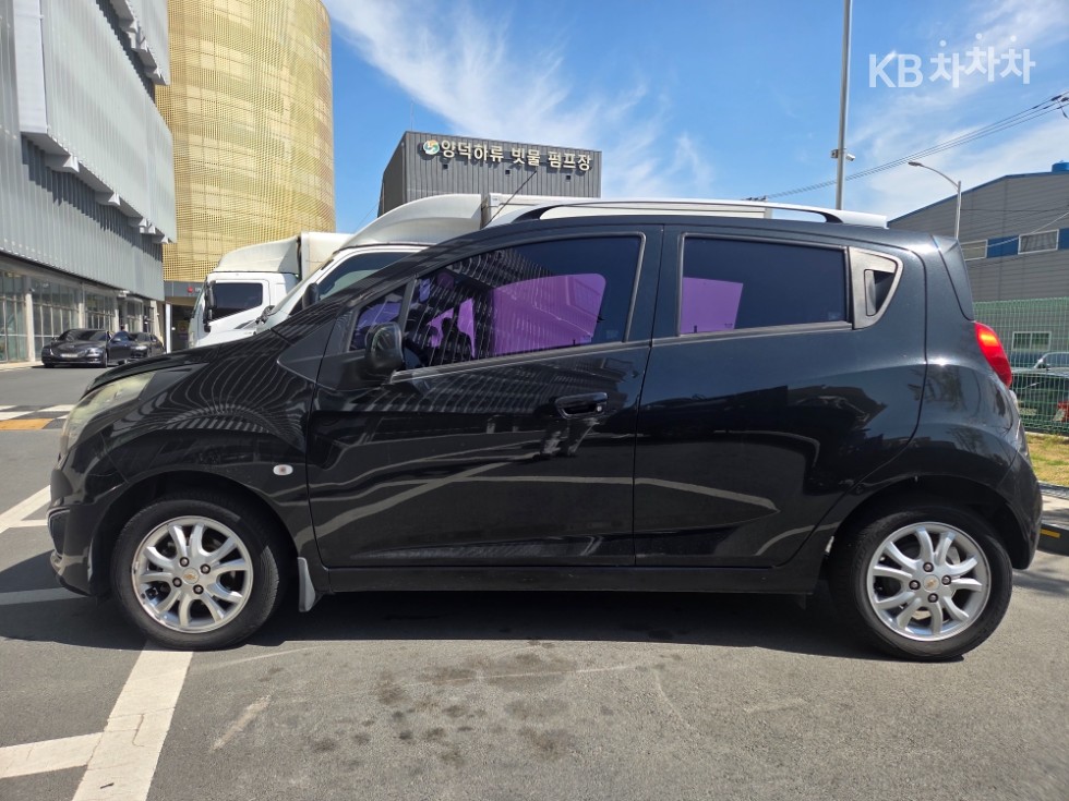 Chevrolet Spark — miniaturë 3