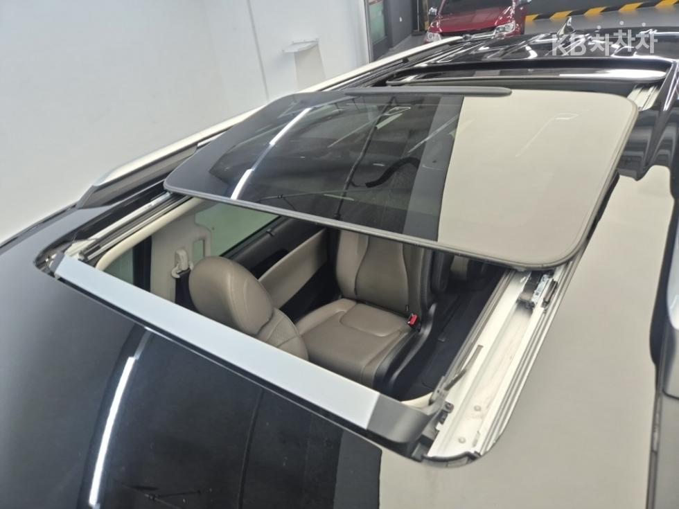 2025 - kia carnival