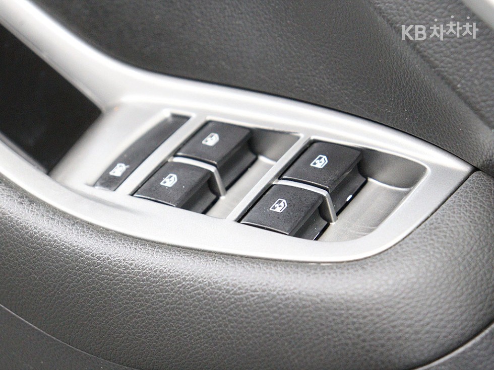 Chevrolet Orlando — miniaturë 13