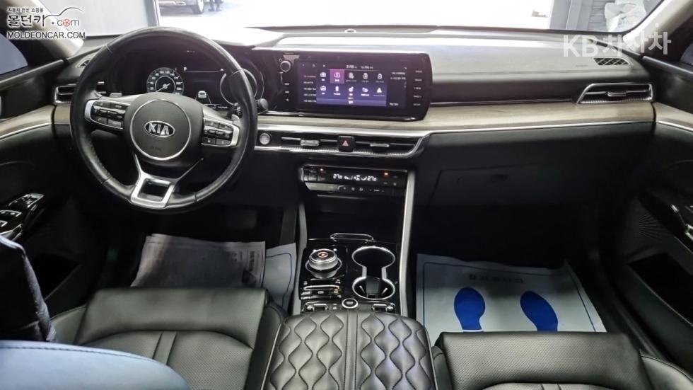 2020 - kia k5