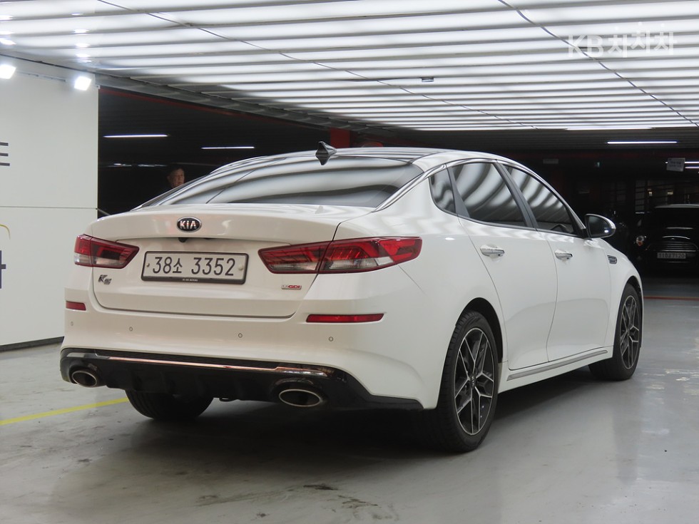 2019 - kia k5