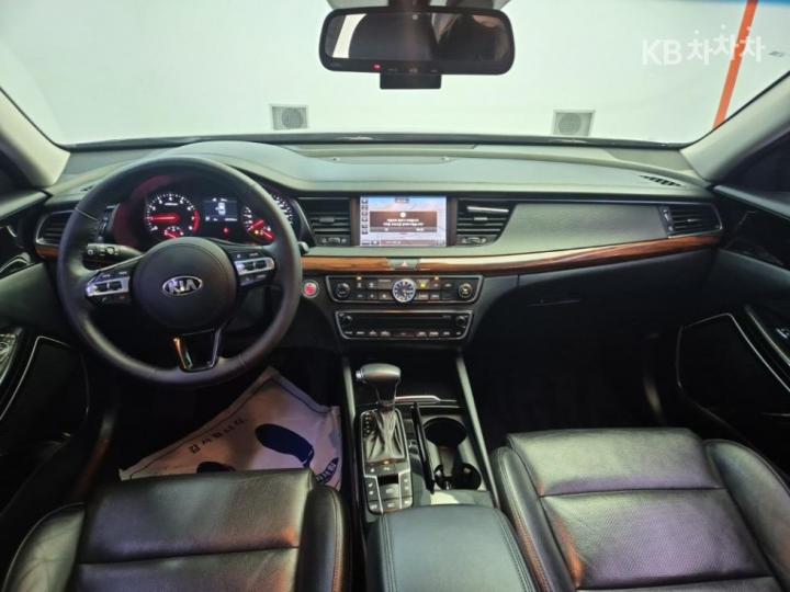 Kia K7 2.4 GDI Prestige 8