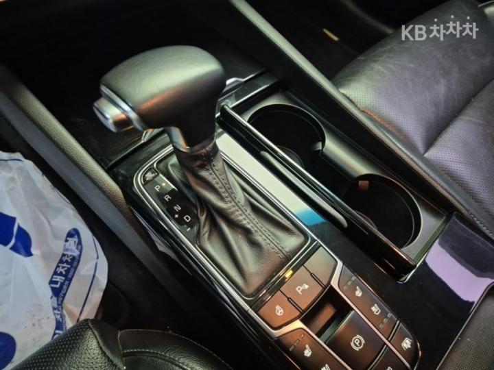 Kia K7 2.4 GDI Prestige 9