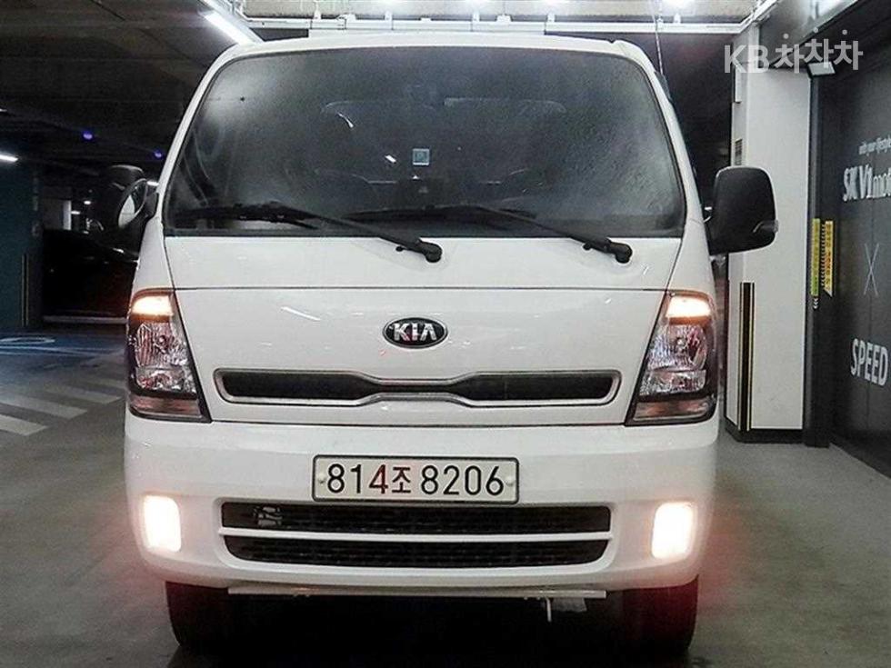 2021 - kia bongo iii