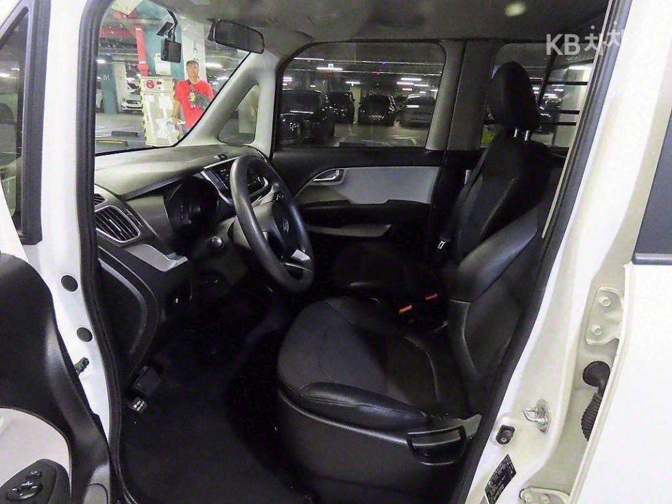 2020 - kia ray